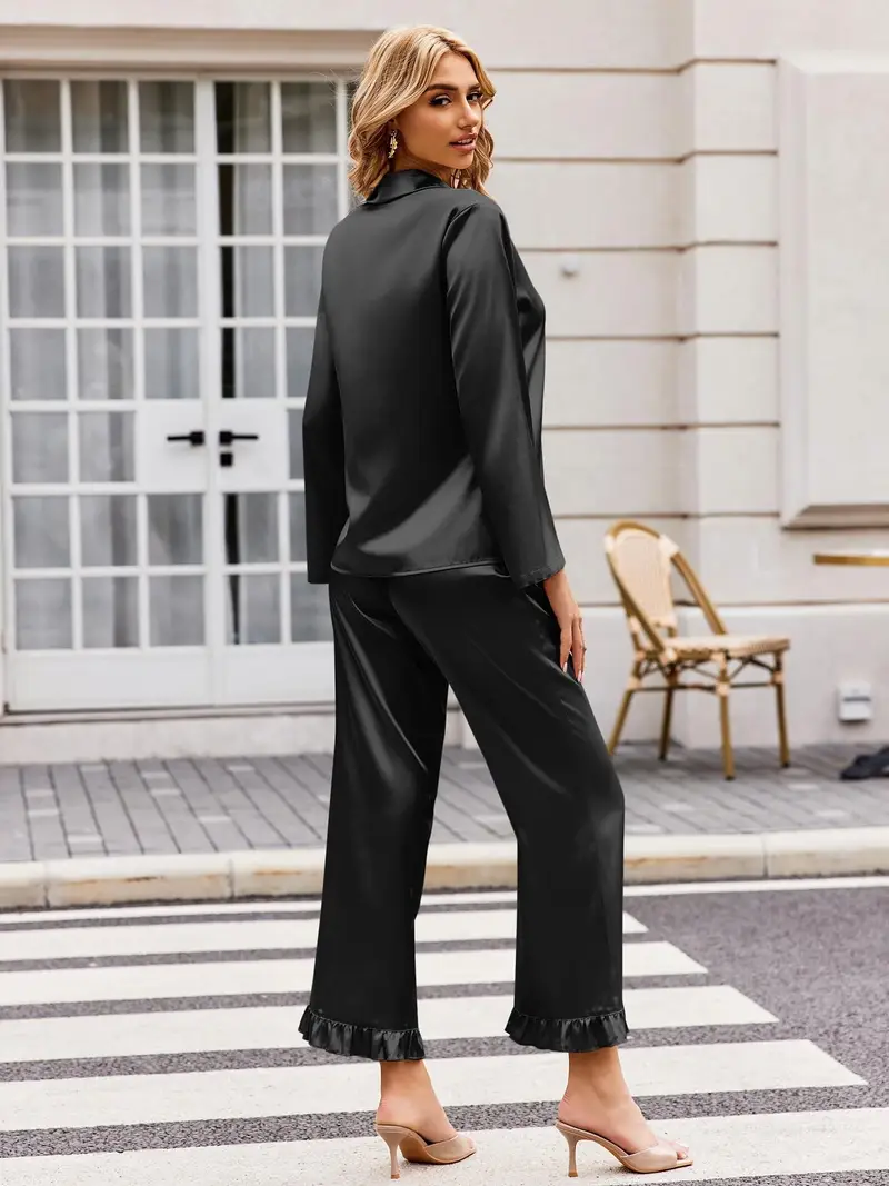Soft Satin Pajamas Set for Women – 2-Piece Long Sleeve Sleepwear & Elegant Button Loungewear
