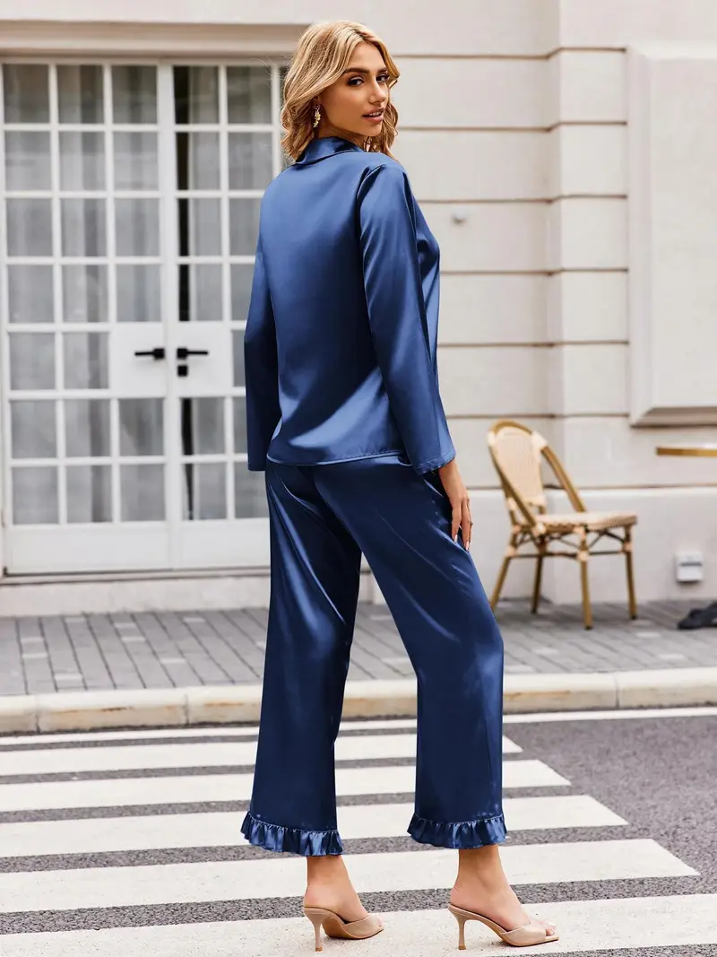 Soft Satin Pajamas Set for Women – 2-Piece Long Sleeve Sleepwear & Elegant Button Loungewear
