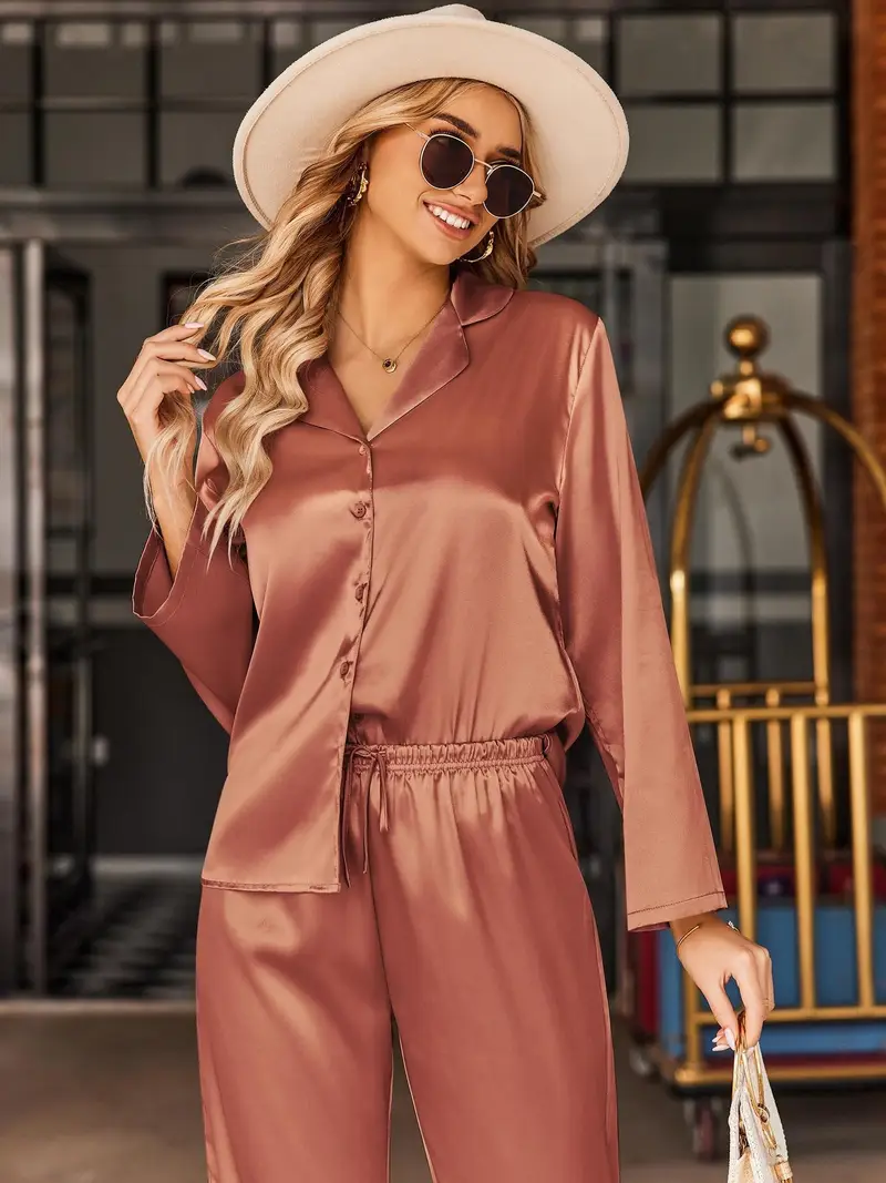 Soft Satin Pajamas Set for Women – 2-Piece Long Sleeve Sleepwear & Elegant Button Loungewear