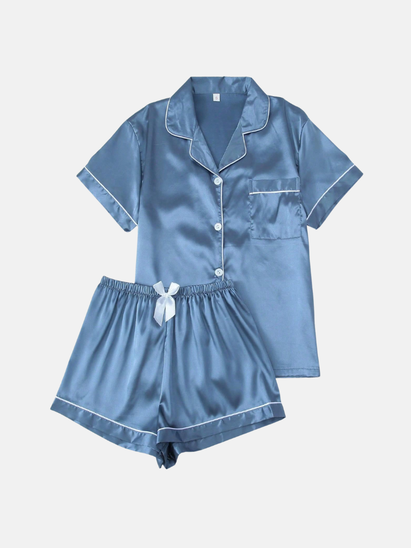 Women's Short-Sleeved Pajama Set with Shorts – Comfortable Home Wear for Relaxation