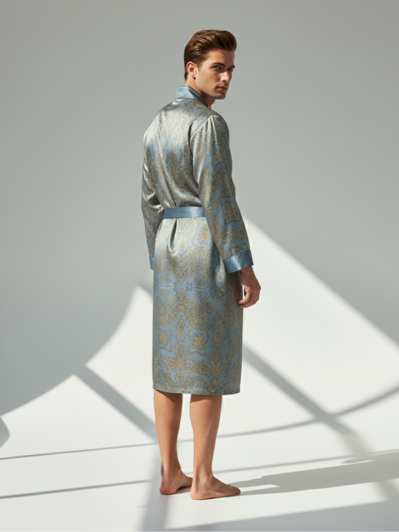 Men’s Silk-Like Robe – Luxurious Paisley Pattern Sleepwear