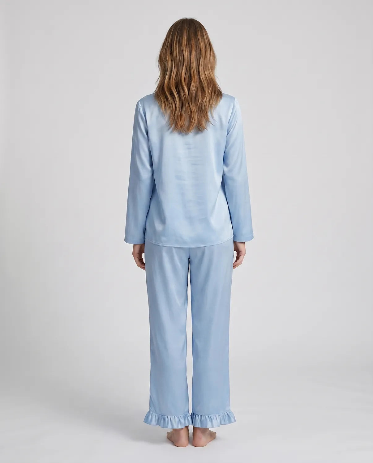 Soft Satin Pajamas Set for Women – 2-Piece Long Sleeve Sleepwear & Elegant Button Loungewear