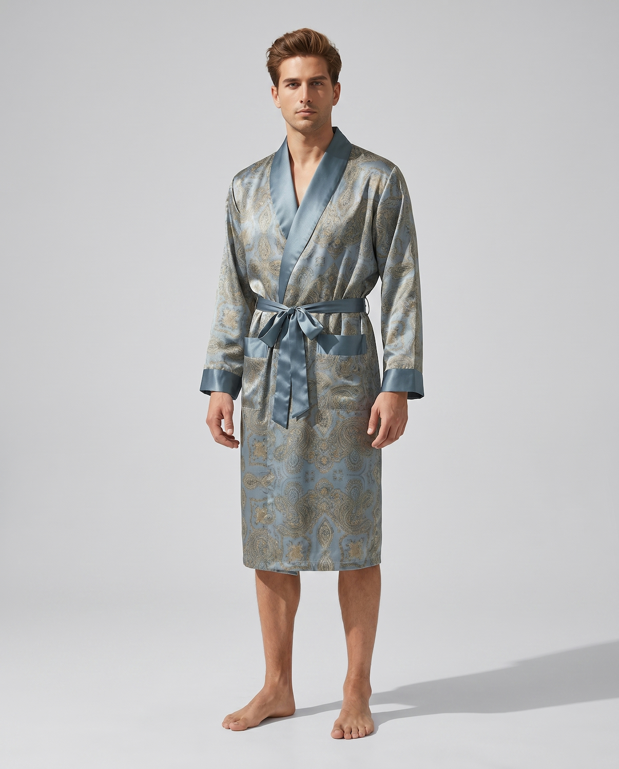 Men’s Silk-Like Robe – Luxurious Paisley Pattern Sleepwear