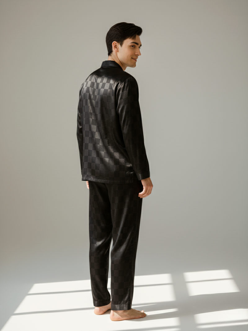 Men’s Ice Silk Long-Sleeve Pajama Set – Two-Piece Plaid Loungewear