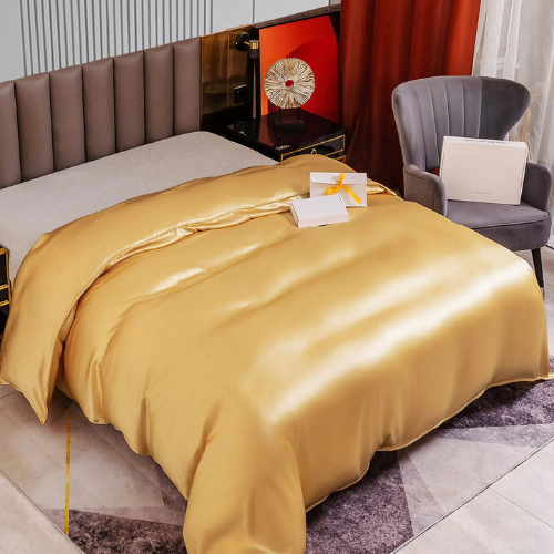 Mulberry Silk Seamless Duvet Cover – Luxury, Breathable, Hypoallergenic Bedding for Smooth Sleep - Silken & Dreams